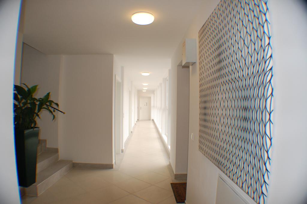 Alga Apartments Am Westbahnhof Viena Quarto foto