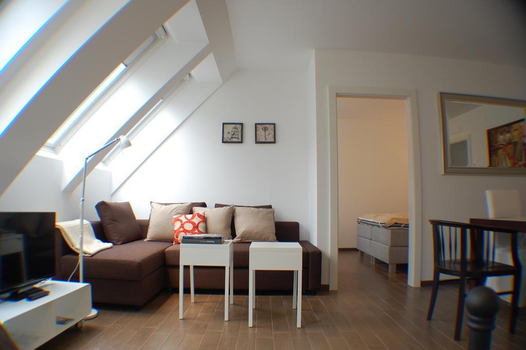 Alga Apartments Am Westbahnhof Viena Quarto foto